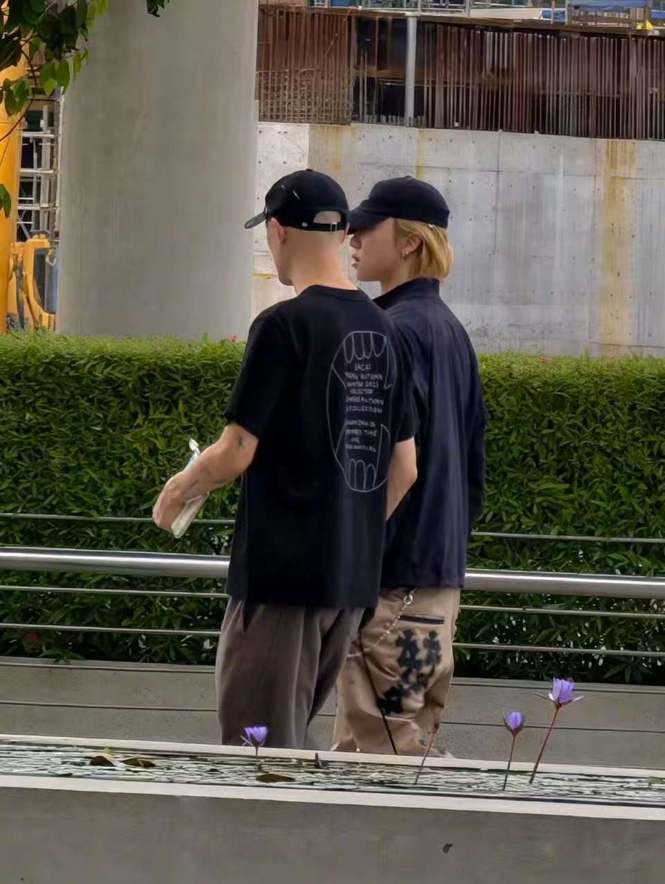 徐明浩新加坡被偶遇全世界都在偶遇徐明浩徐明浩新加坡被偶遇，不错，