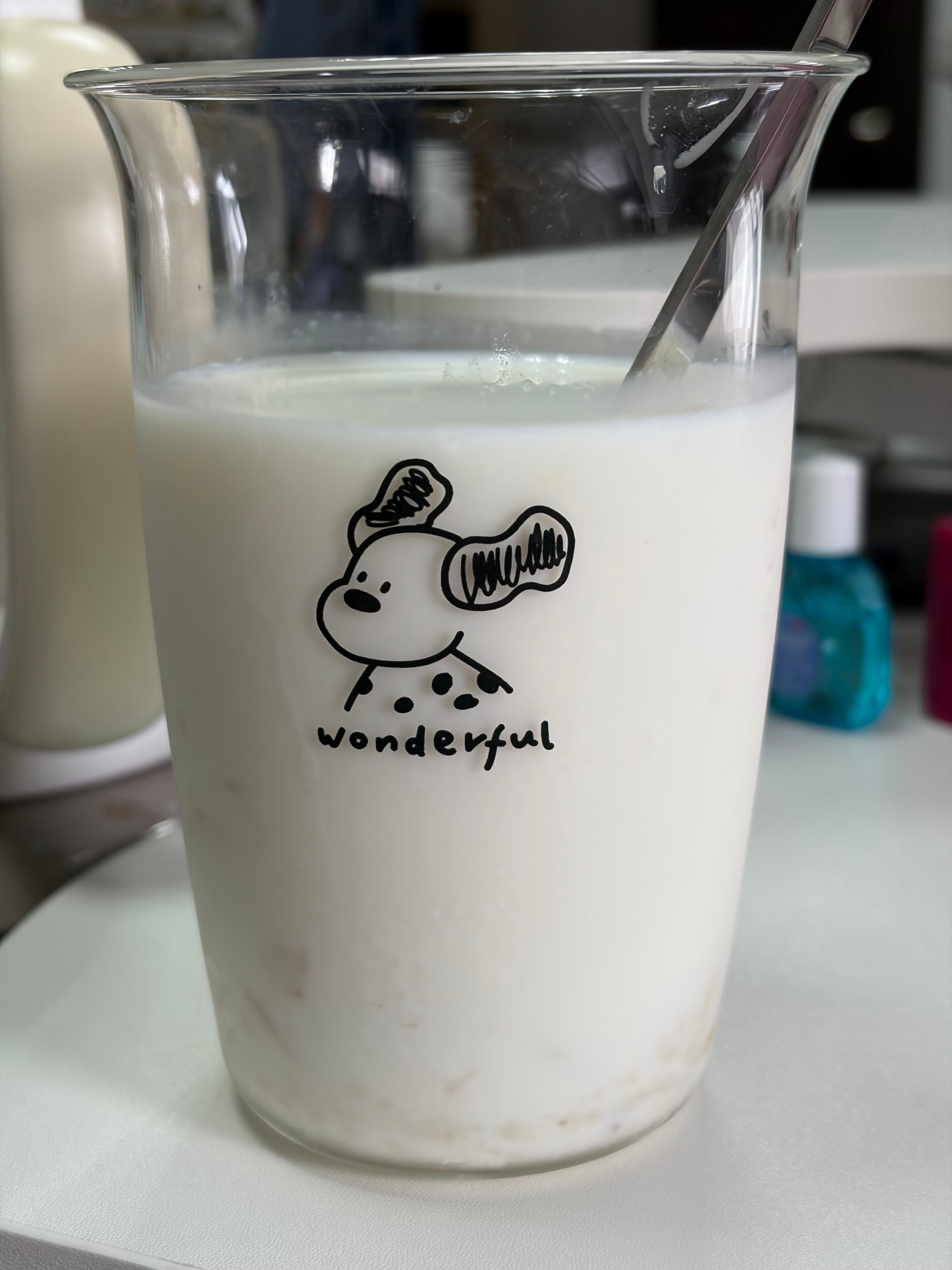 室友自制荔枝酒酿冰奶 