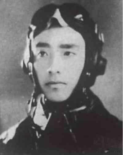 毕武斌（1930—1951），安徽芜湖人，志愿军空军二级战斗英雄，被誉为空中董存