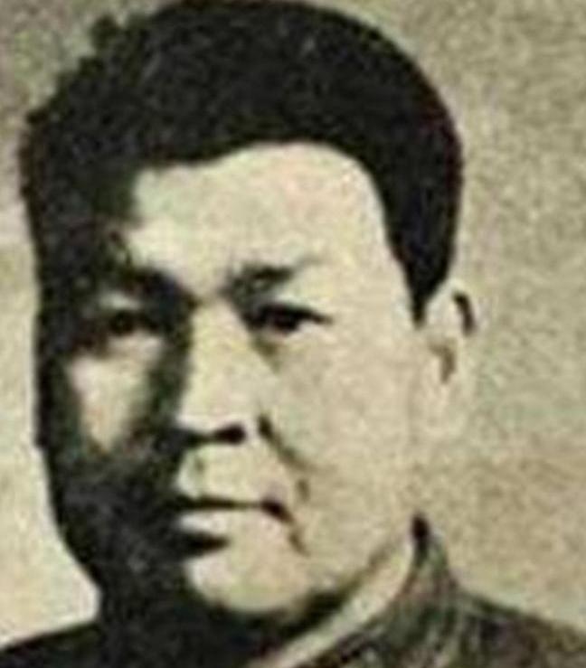 1972年，63军副军长余洪信，因奸污妇女，被连降三级，他气不过，竟在深夜持枪对