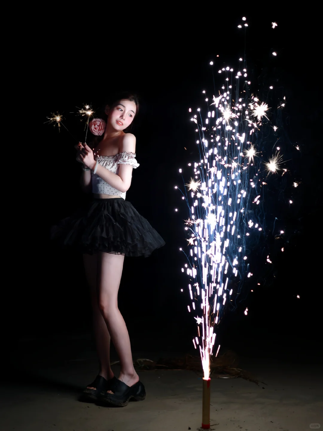 今夜 海边的氛围感！是烟花给的🎆