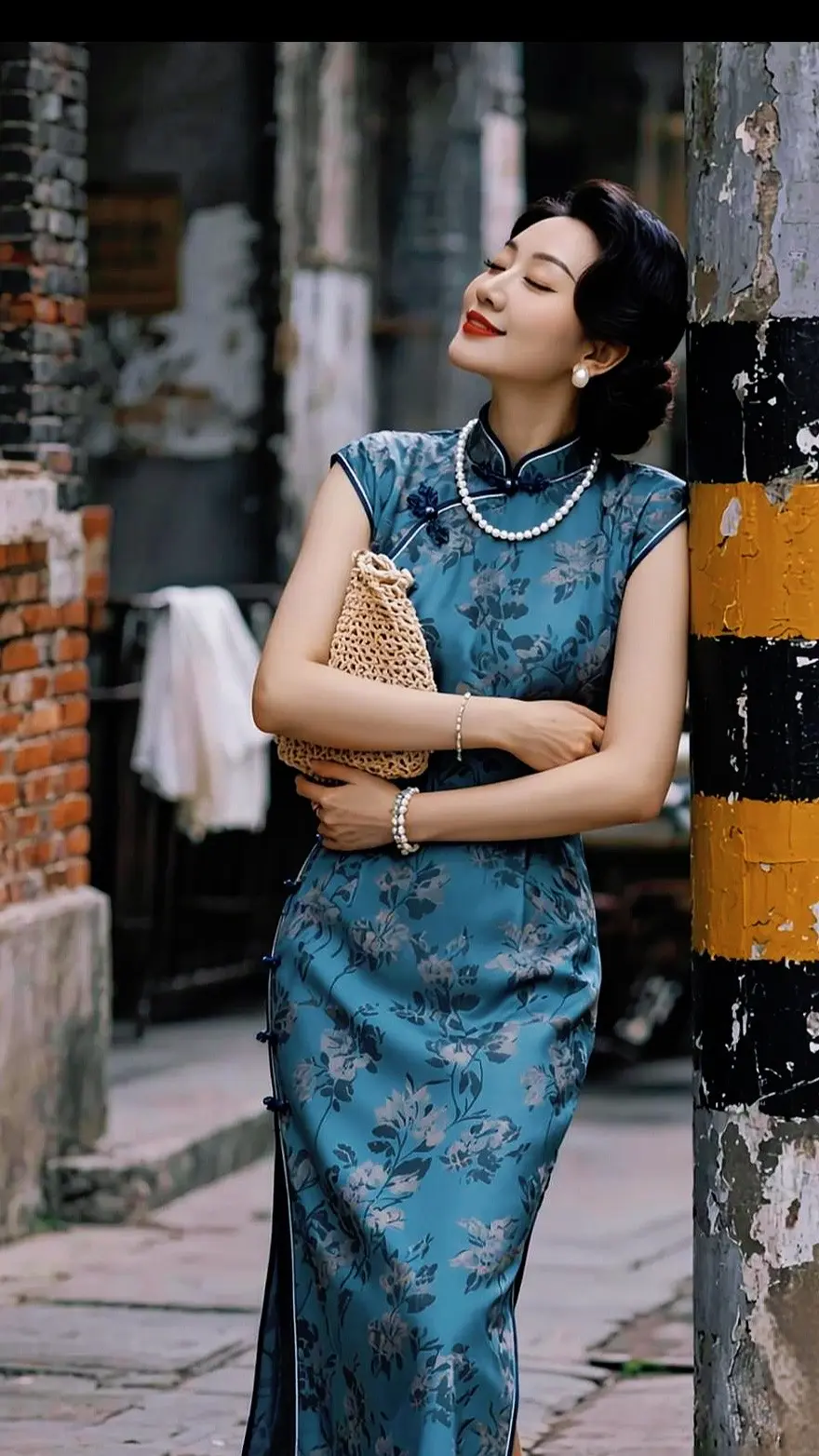 AI旧巷旗袍影 随变ai随便玩 伙伴计划广告分成玩法达人