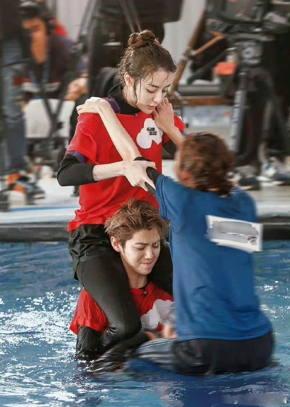 陆地CP和热带鱼哪个更出圈？ 