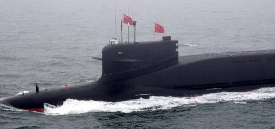 中国核潜艇真能冲进全球前三吗？先泼一盆冷水：这把交椅远没有网上吹得那么稳，单看眼