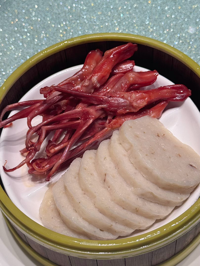 好吃的菜，只有前两个，第三个感觉没味道啊。那个叫啥？皮冻？美食分享记
