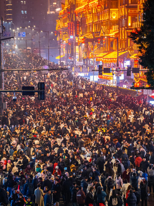 我勒个豆❗洪崖洞已沦陷