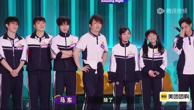 刘同终于在喜人里演了自己 刘同在喜人奇妙夜舞台实现了“演自己”的梦想！看他唠八卦