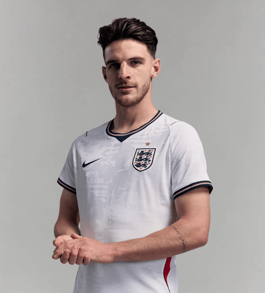 英格兰球衣在纽约的售价，反倒比英国本土便宜十多英镑