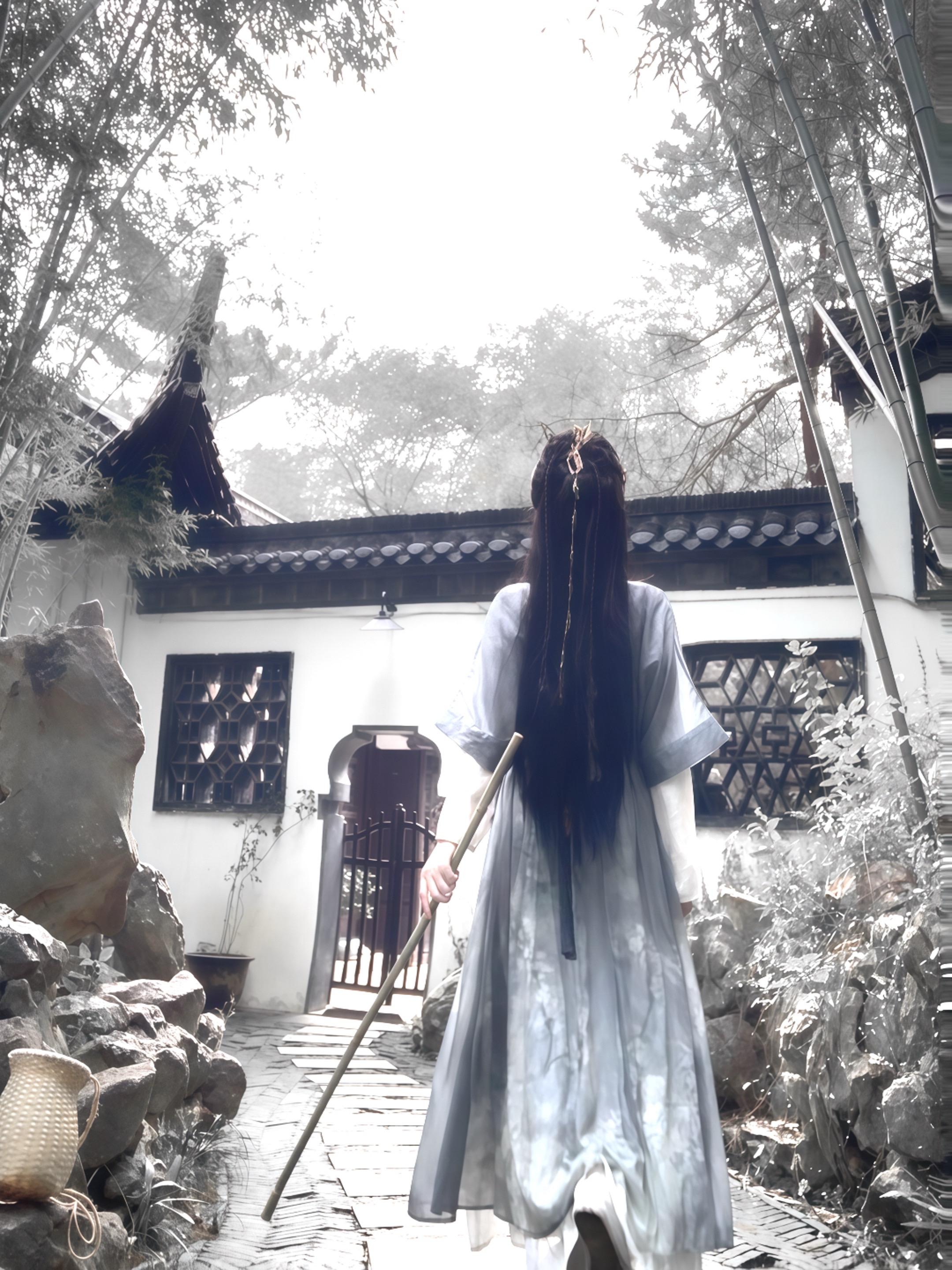 下次不要出现在我面前