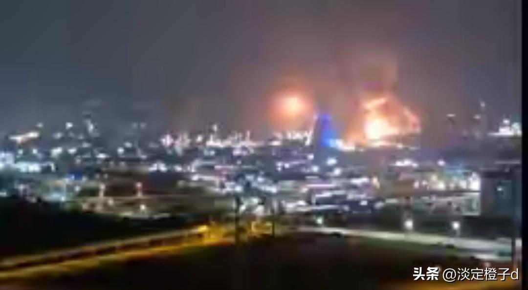 海法炼油厂遭导弹命中
 
伊朗导弹命中以色列海法炼油厂。当地时间7日晚间，伊朗伊