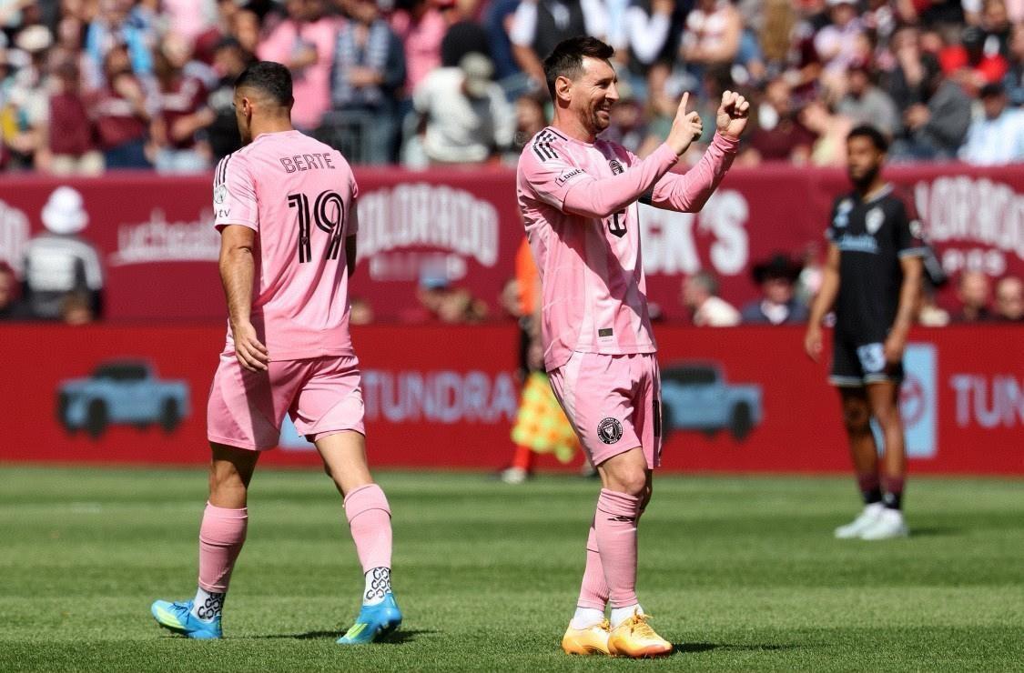 这就是为什么梅西是球王！迈阿密国际换帅后的第一场比赛，球队丢了控球权，后防线也依