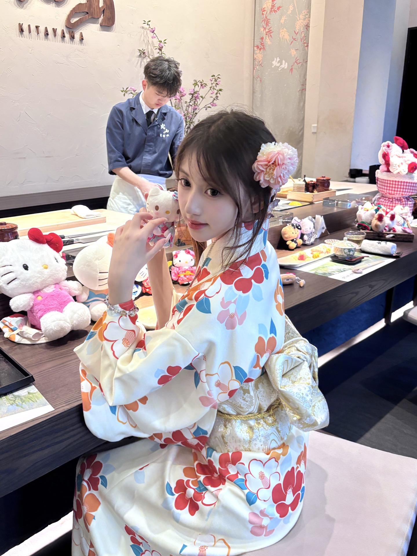 🍣 ≽^•༚• ྀི≼