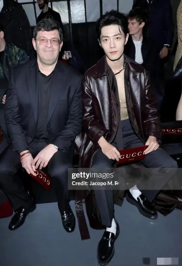 这个脸……好长，而且已经变成8边形了……
以前只是6边形，现在更加有棱有角了……