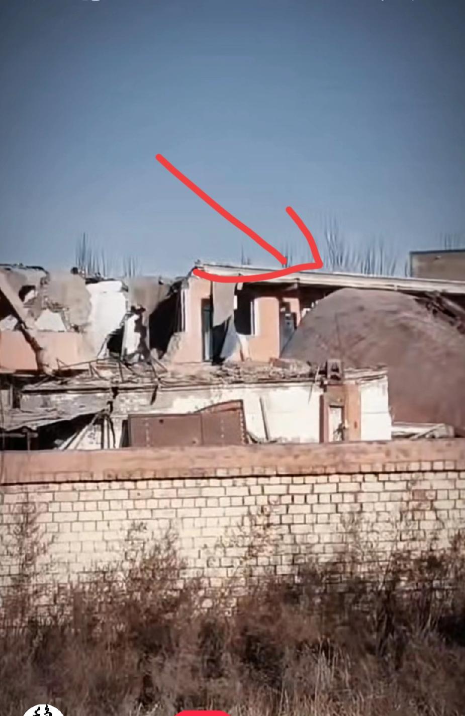 我有一个朋友是内蒙古的，

他告诉我一个真相，

包头包钢💥那会儿，根本不是我