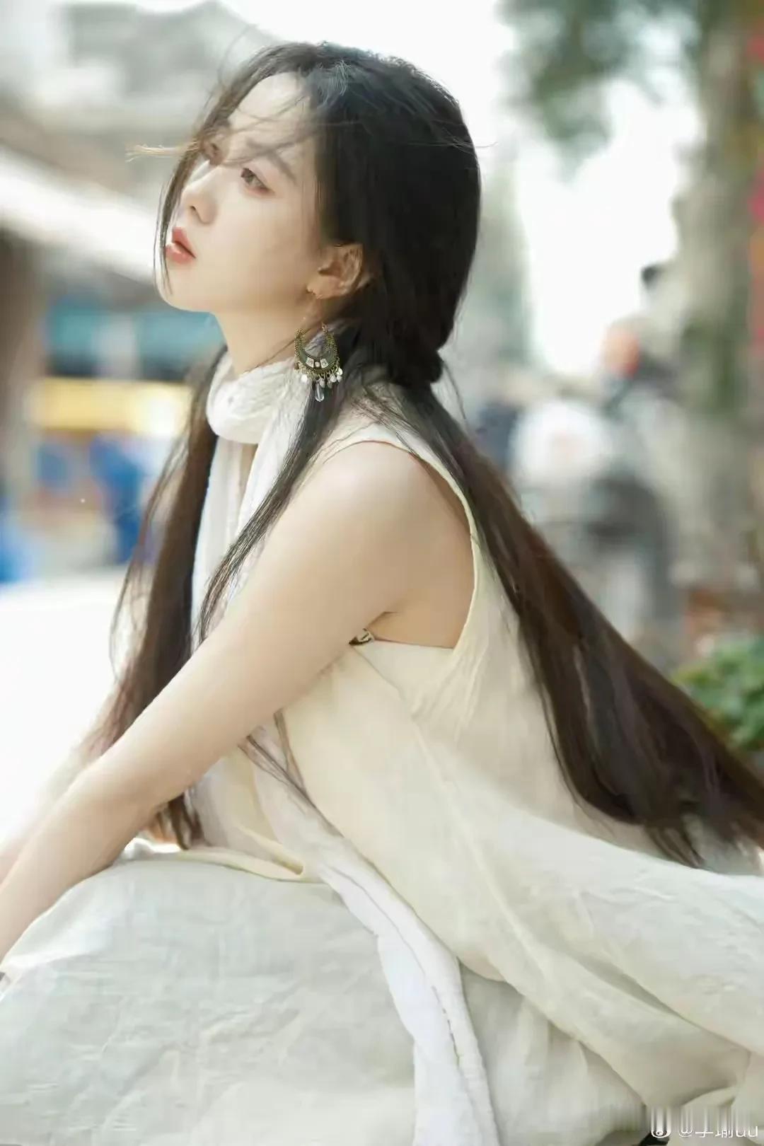 李瑜