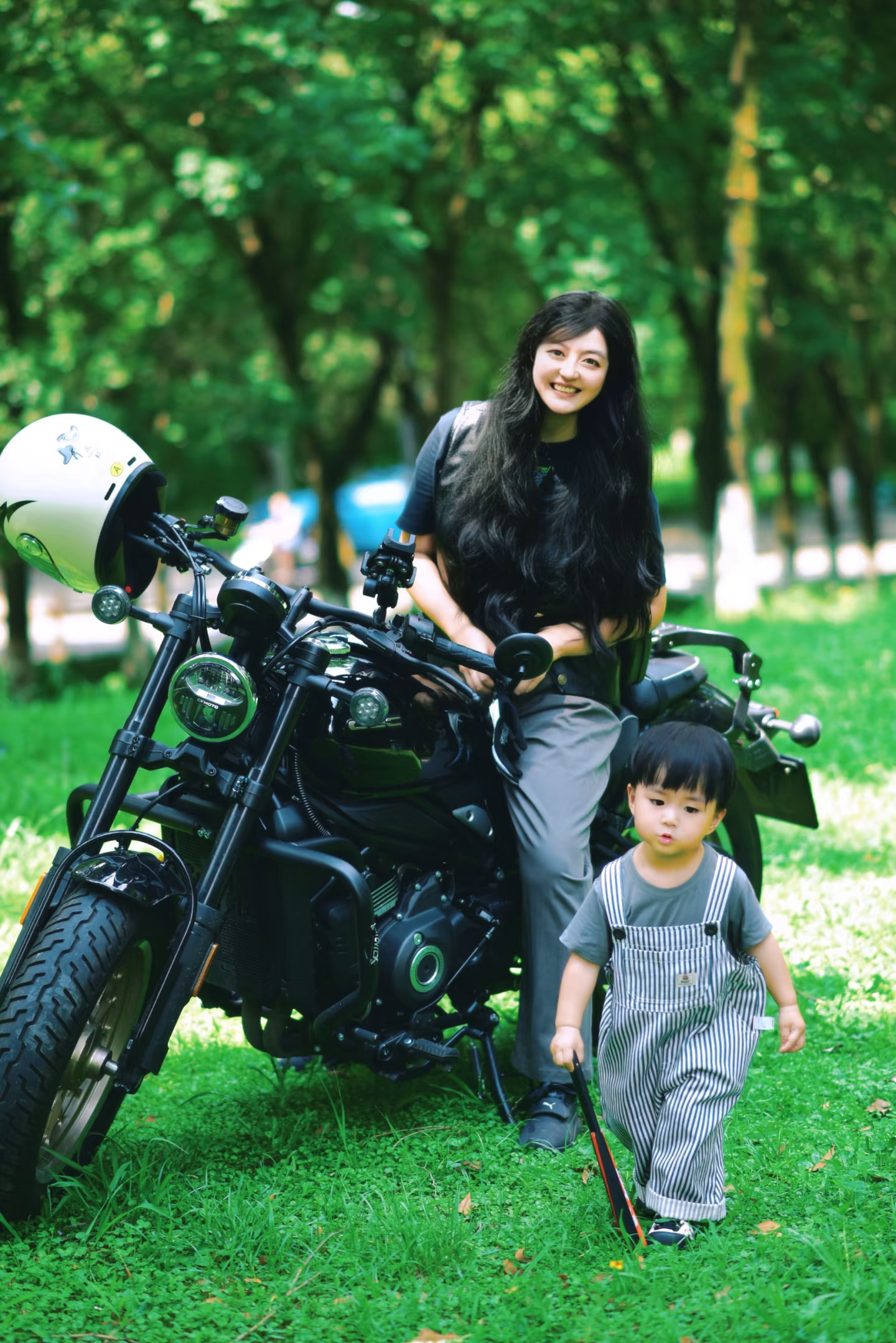 做妈妈和做自己不用二选一，走，妈带你去兜风