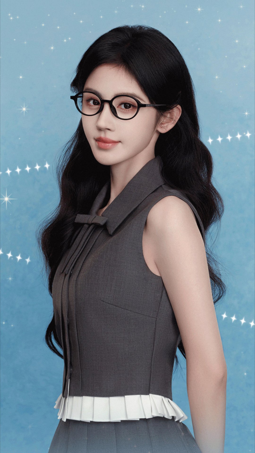 鞠婧祎穿着VERA SERIASE春夏系列撞色百褶无袖上衣半裙套装，利落百褶设计