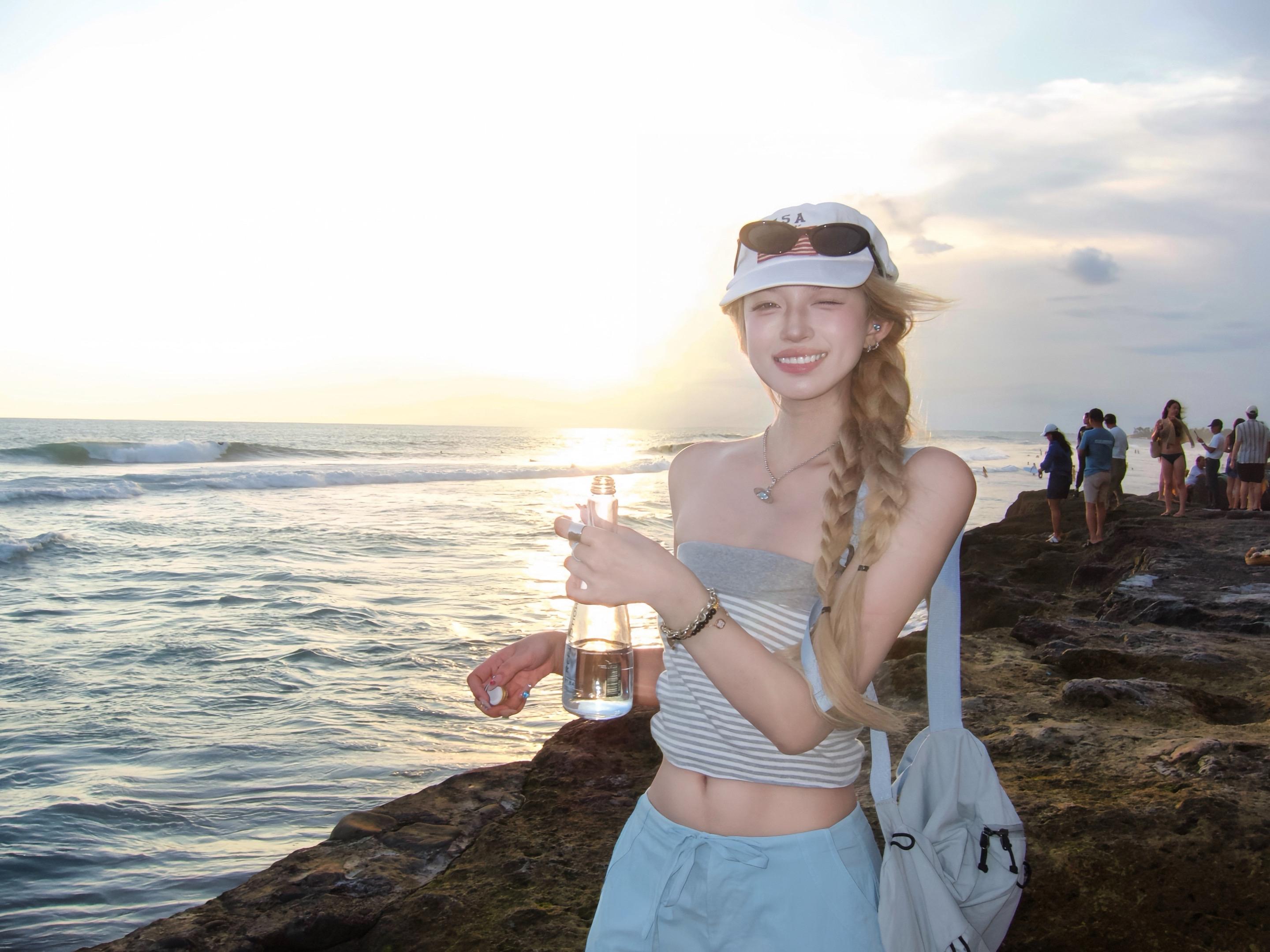 时间早就赋予了我独自前行的勇气。