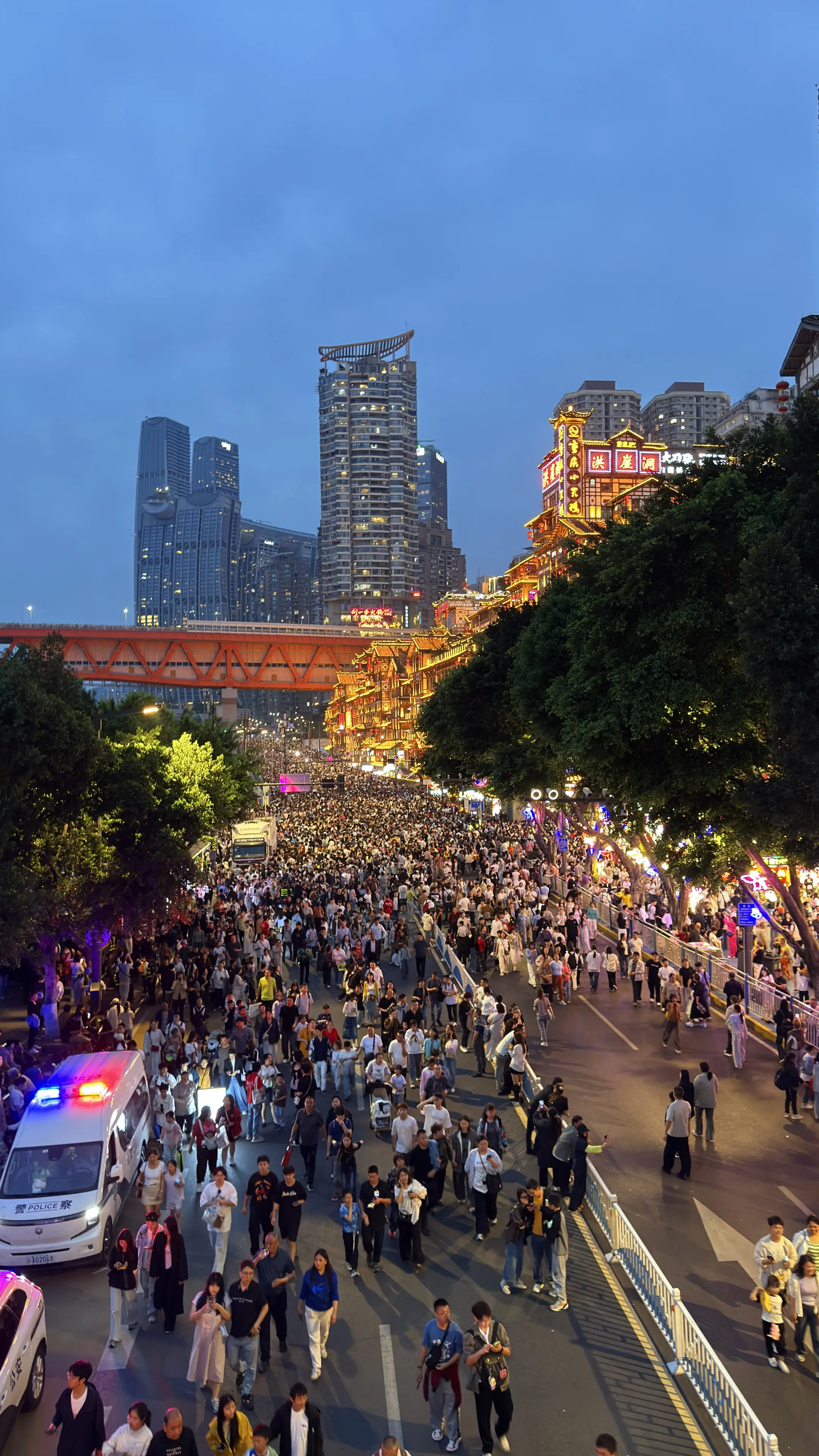 离开重庆就像做了一场失恋的梦