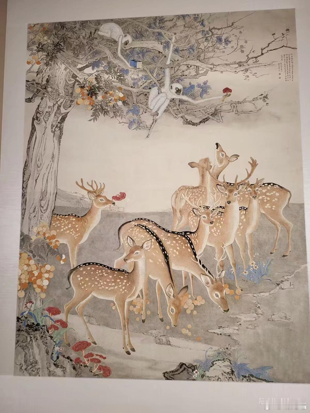 在美术馆看到的鹿，眼睛真的很特别 ​​​
