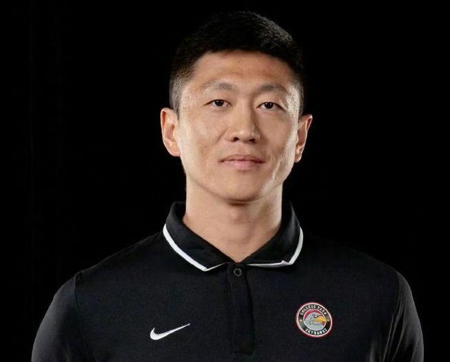 东北虎真就不是病猫，他们值得一敬！
广厦是曾经的总冠军，吉林也有辉煌历史，当年莫