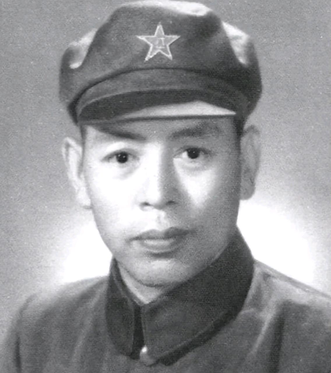 1932年，陈玉仁叛变，供出了潜伏在敌人内部的王世英，王世英察觉到异常后，就要转