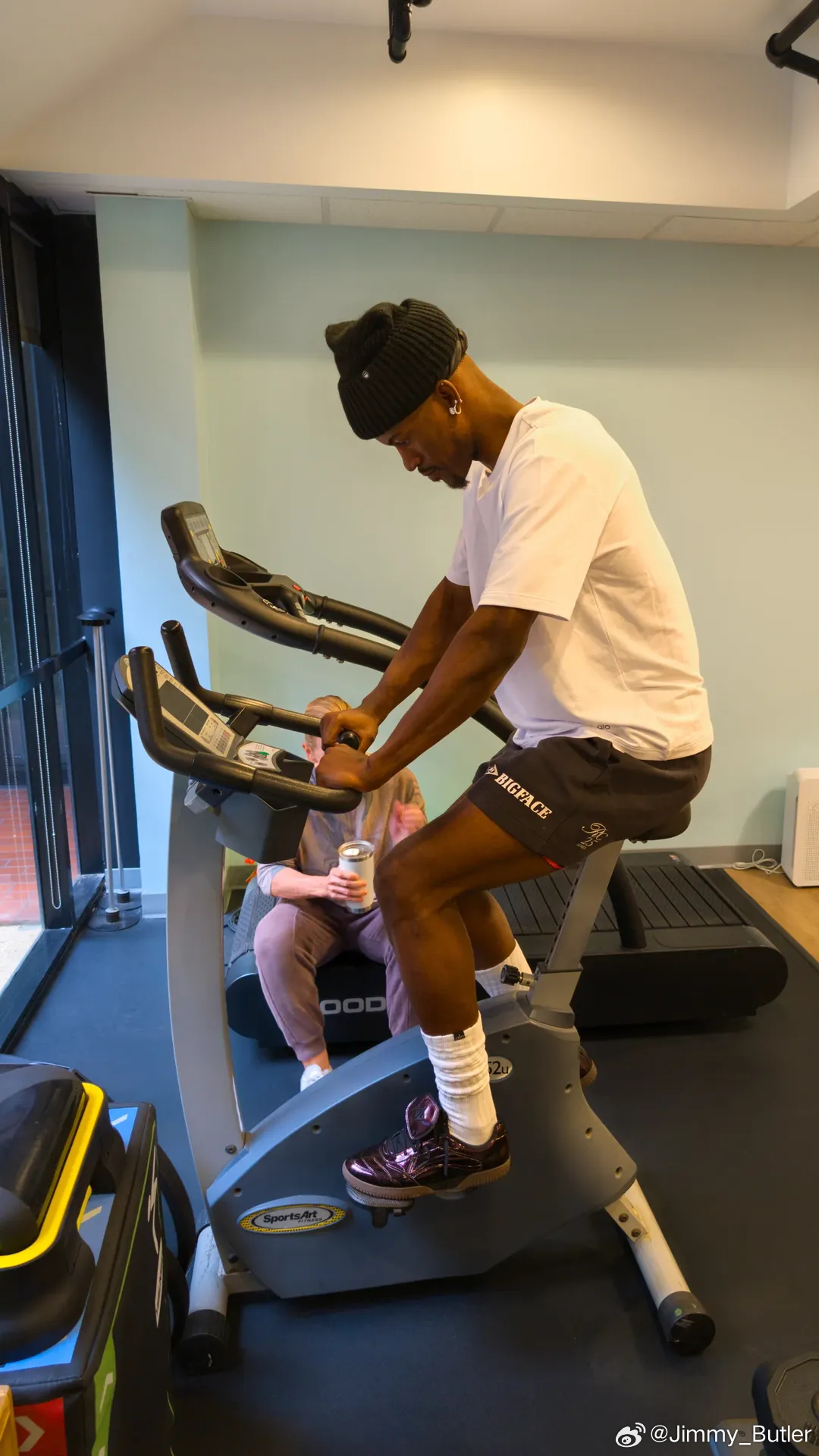 Rehab day with the new JB sneakers on 👀