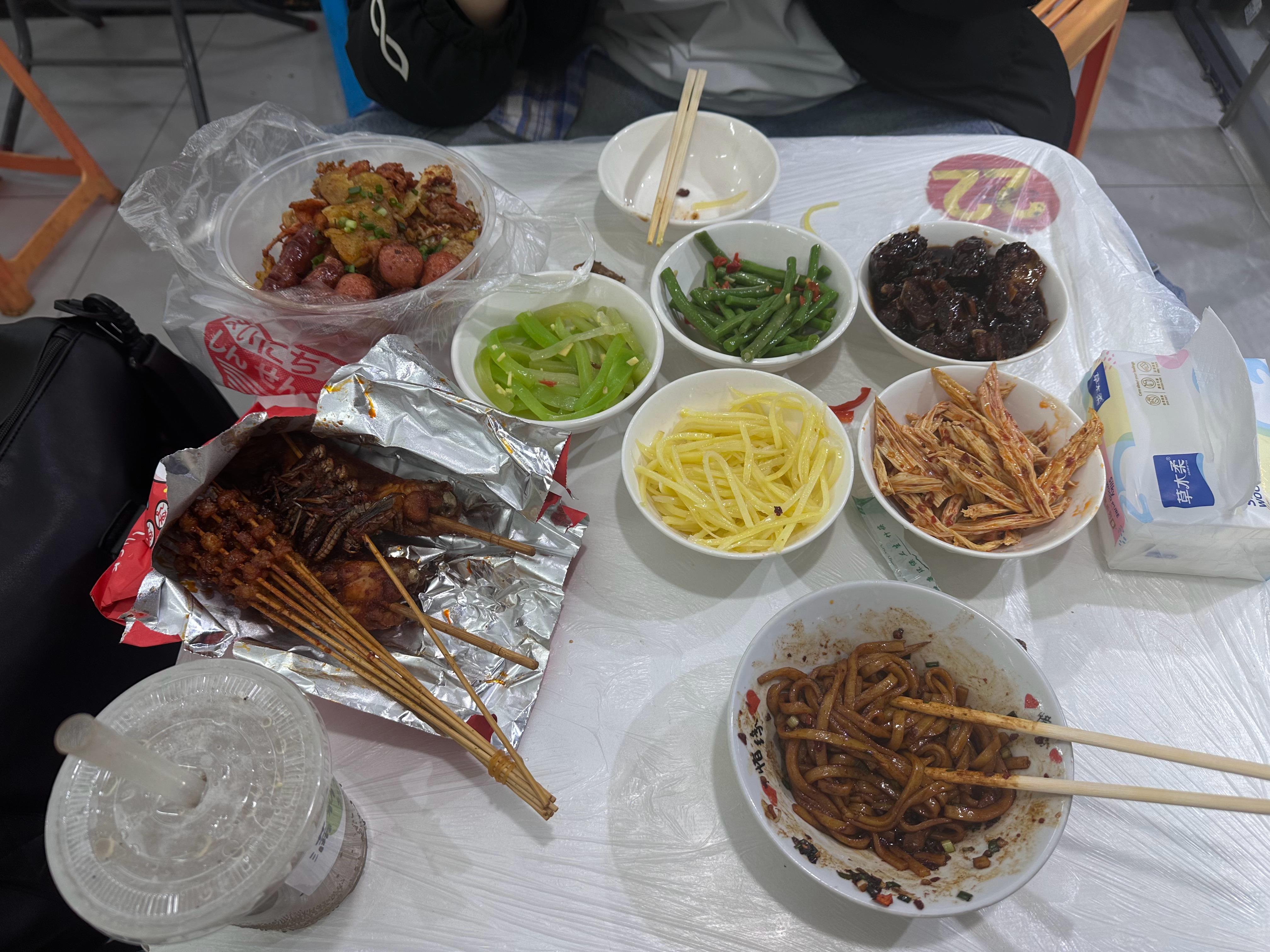 感谢Double V昨天带我吃的神仙猪油拌粉 