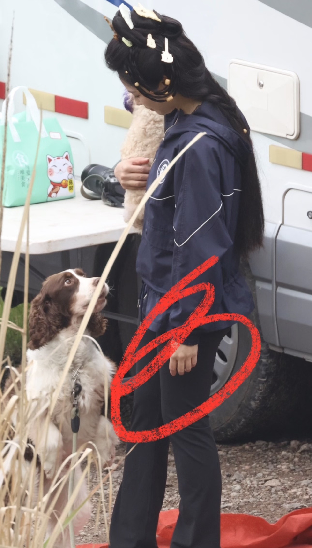 吃醋的查理和知道查理吃醋的查理妈刘涛最爱干这种事👇🏿 