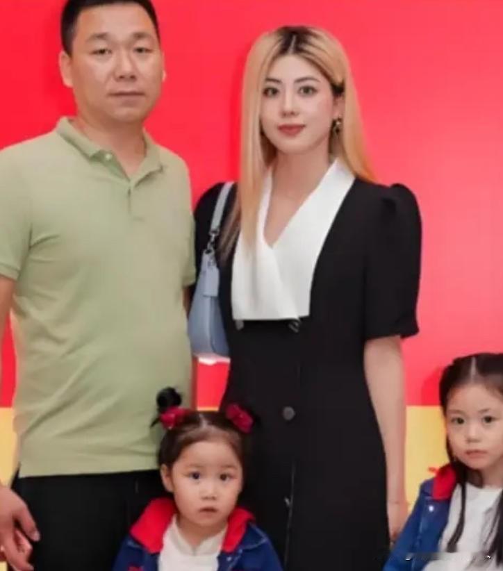 2015年，山东小伙李磊赴吉尔吉斯斯坦承包300亩农地，被当地包工头强行安排与其