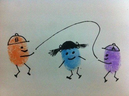 小小创意指纹画，与你家宝贝一起画画吧！ 
