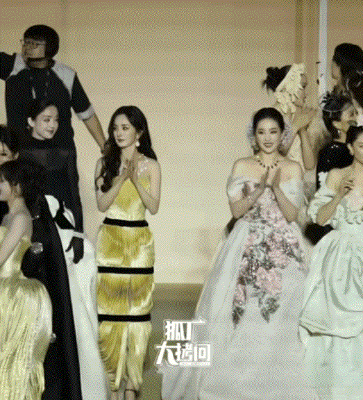 杨幂和刘亦菲关系这么僵 是因为都饰演过白浅吗 ​​​