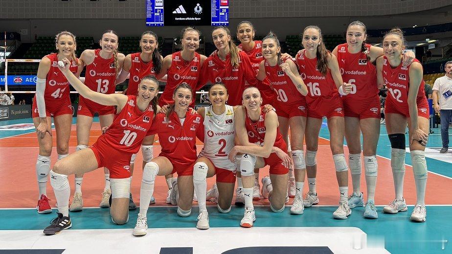 vnl2026 欧洲四国女排热身赛（北京时间＋5）。5月22日18:00   ?