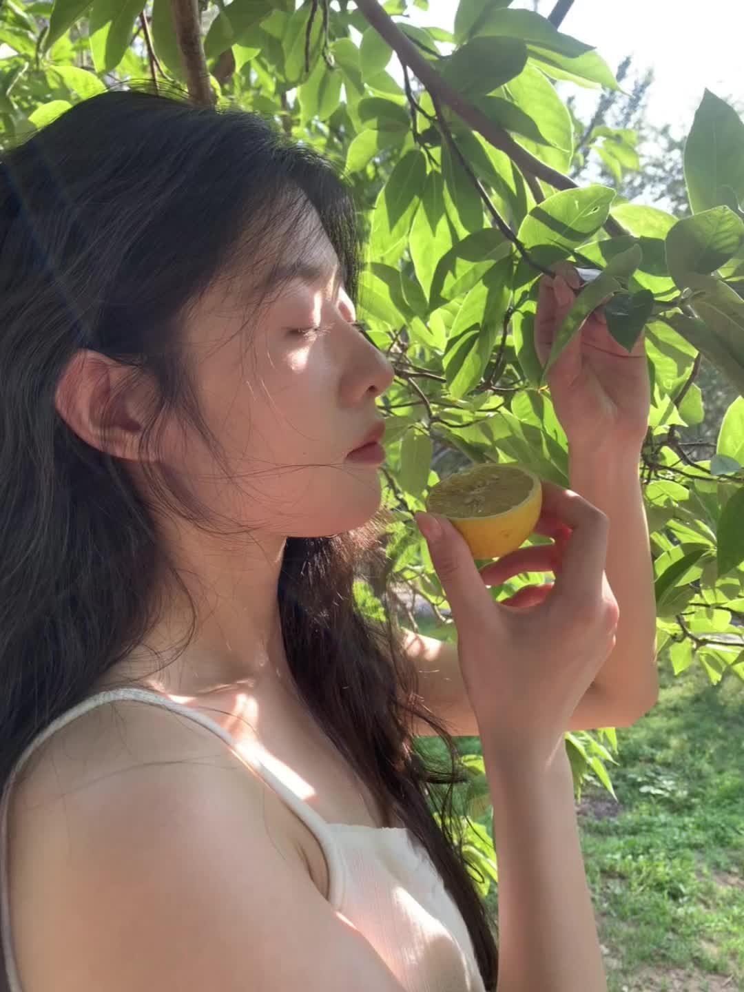 你像一场大雨 淋湿我的眼睛