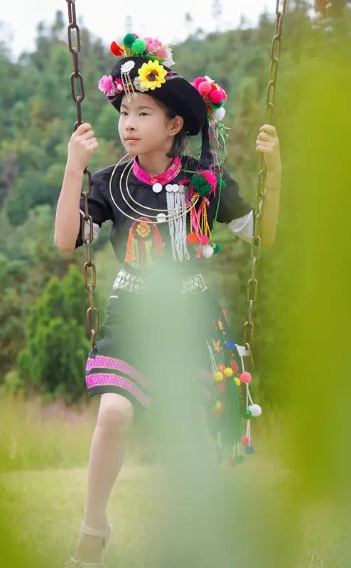 春晚与周深同台的6岁瑶族女孩患重度地贫，从小靠输血维持生命，移植手术费还差10万