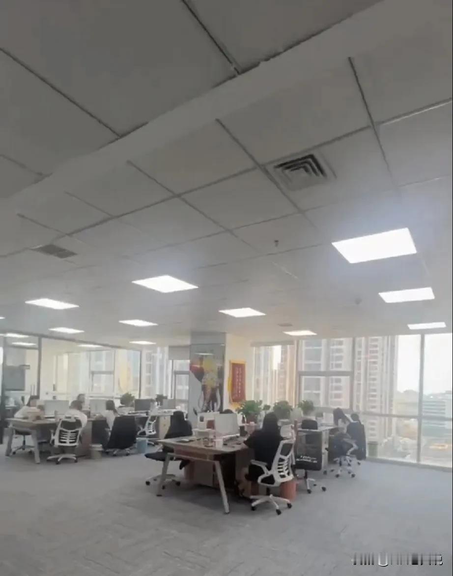 节前跟面了一个来自大厂的技术岗，面试领导对其方方面面都是挺满意的，但是这听到对方
