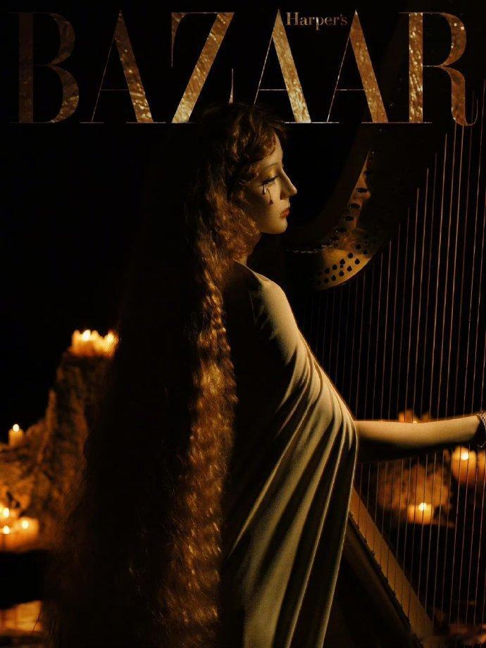 # 迪丽热巴神性光辉 ## 迪丽热巴好像从油画里走出来的# 迪丽热巴金九首封预告