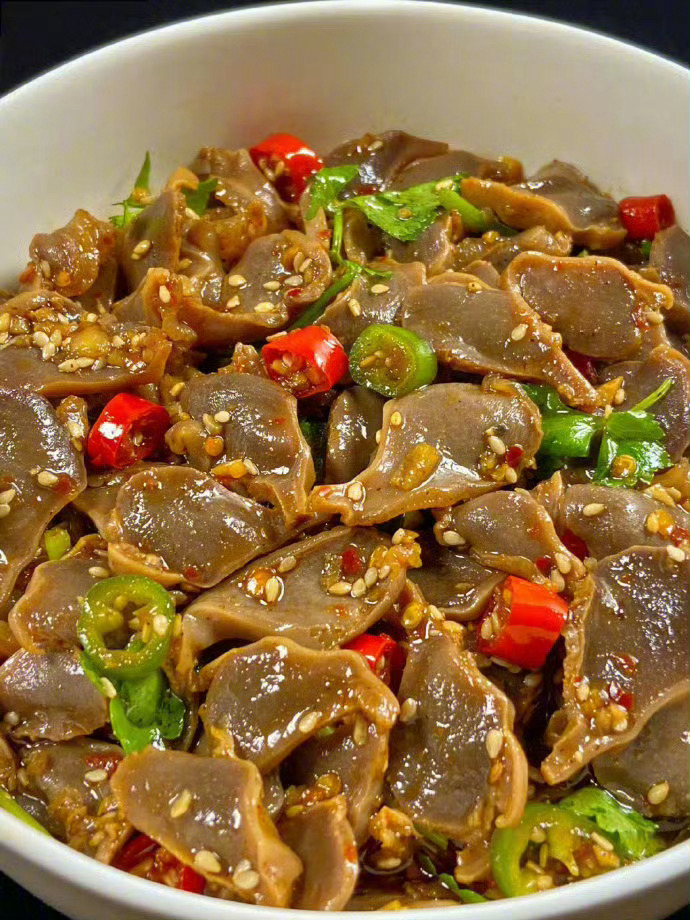 超好吃的凉拌鸡胗❗️❗️这道凉拌菜真的巨巨巨好吃😋巨下饭😋超爽口解馋🥄减脂