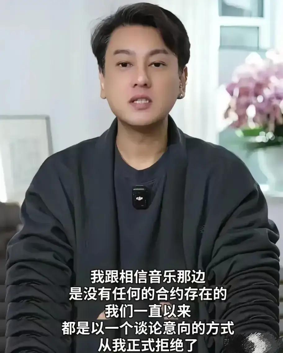 过气艺人道歉，根本不是为了认错。
 
是算盘打得太响，你却没听见。
 
朱孝天们