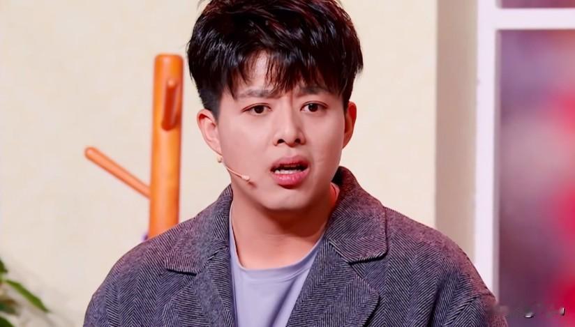 有没有那么一个小品演员，你虽然记不住他的名字，但是一看到他的表演，立马就感到很幽