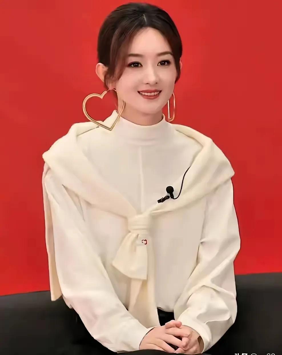 别猜了！赵丽颖4个月没进组，根本不是没资源也不是想偷懒，人家就是想把时间留给家人