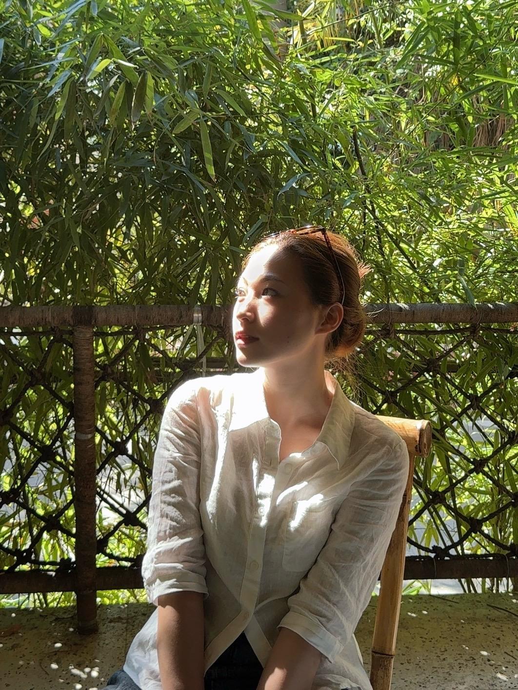 我每次深夜看到粉丝给我发的消息都会感动到落泪。我以前是一个配得感很高的...