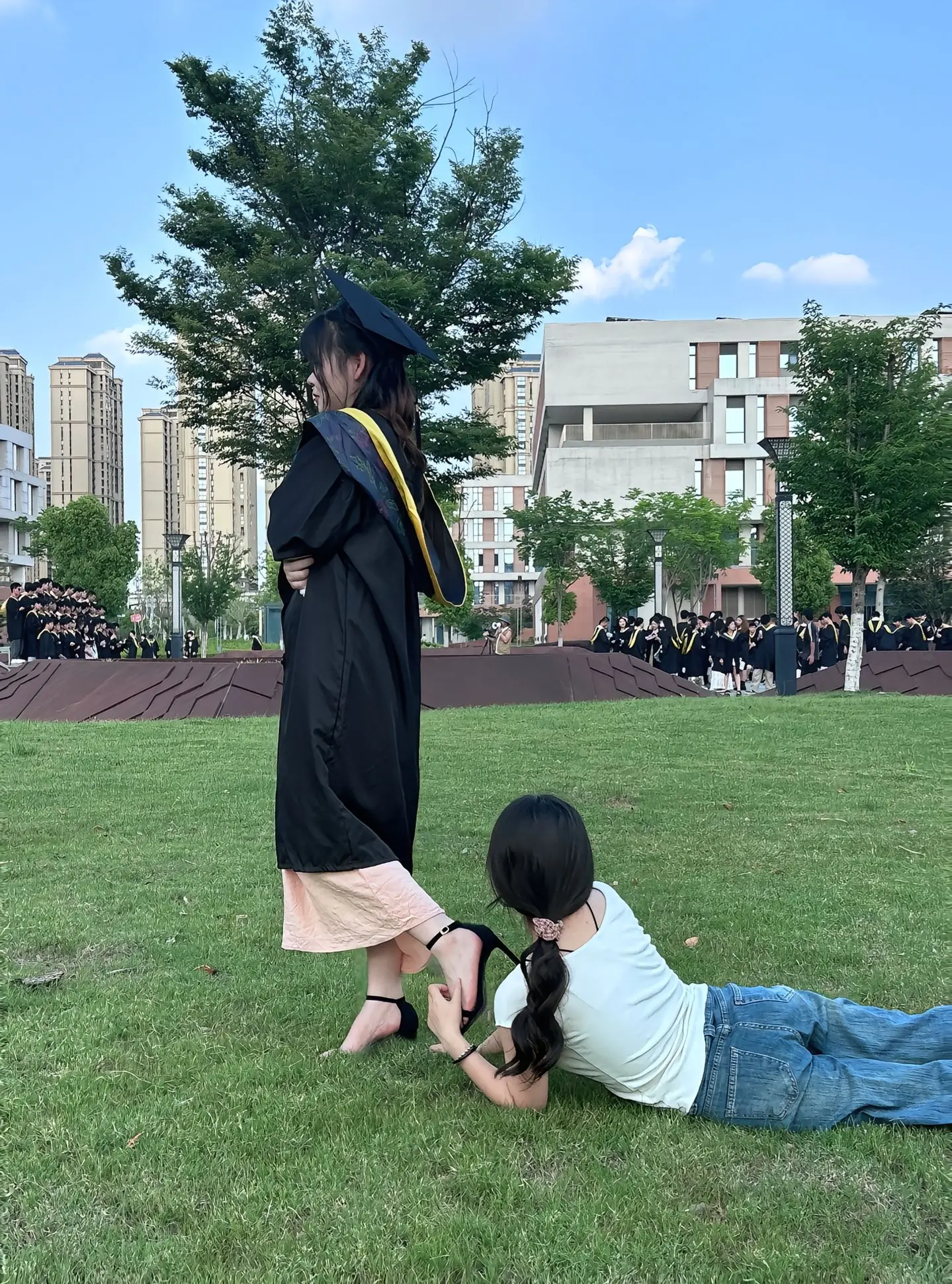 人要懂得退场，当别候，你要学会收回热情，并礼貌退场不要打不该打的电话...