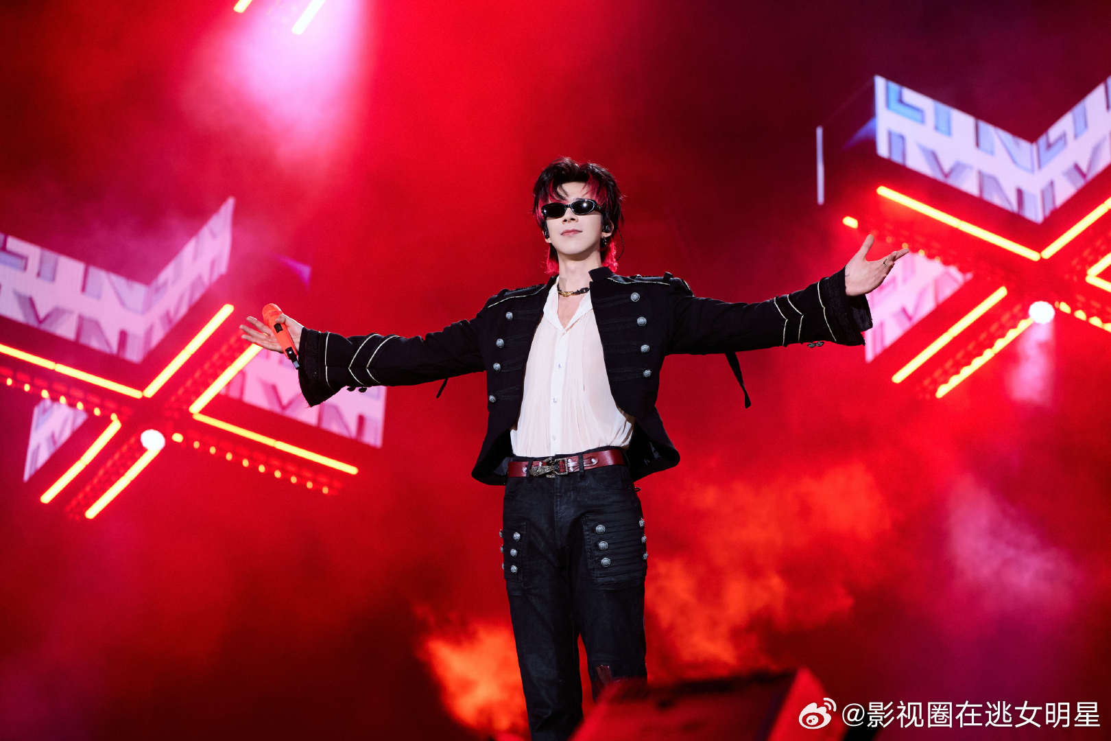 刘宇宁宣传门尼新专辑刘宇宁宣传门尼三专 刘宇宁宣传门尼新专辑 