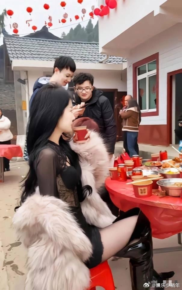 这样的女生，一般人不敢娶吧 ​​​