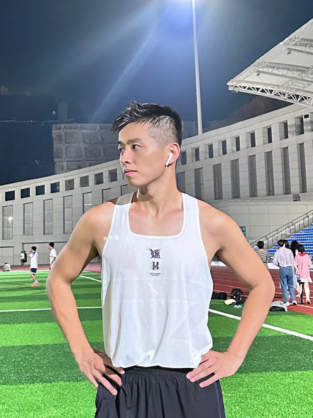 出发永远是最有意义的事，在路途上再去想结局。
