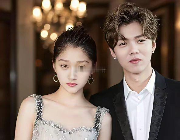 刘大锤爆鹿晗关晓彤分手不稀奇，爆鹿晗关晓彤再无交集也不奇怪，我最感兴趣，居然是还