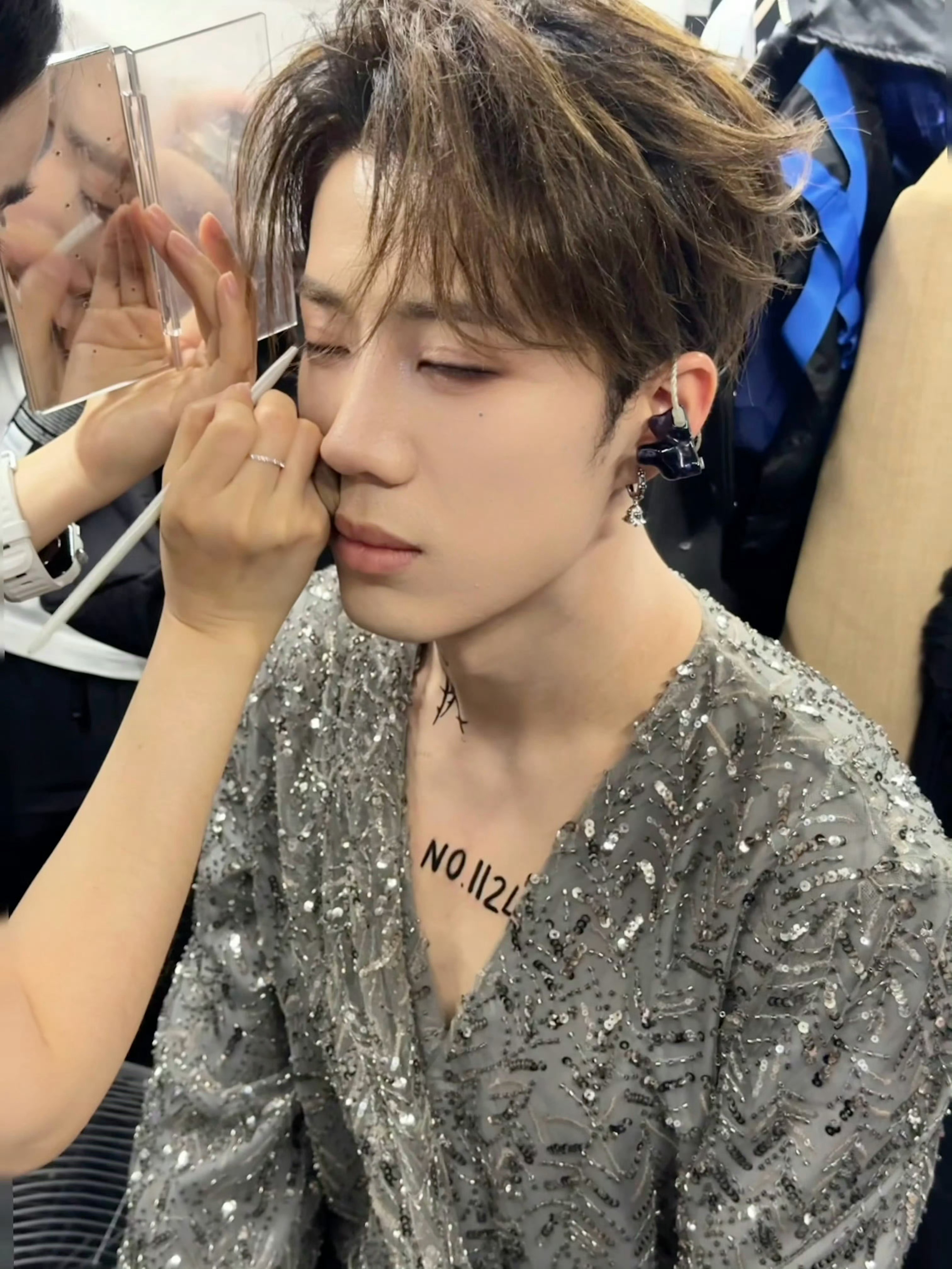 鹭卓winner 🖤鹭卓ReadyToTheTopⅡ巡回演唱会 乖乖补妆的小猪