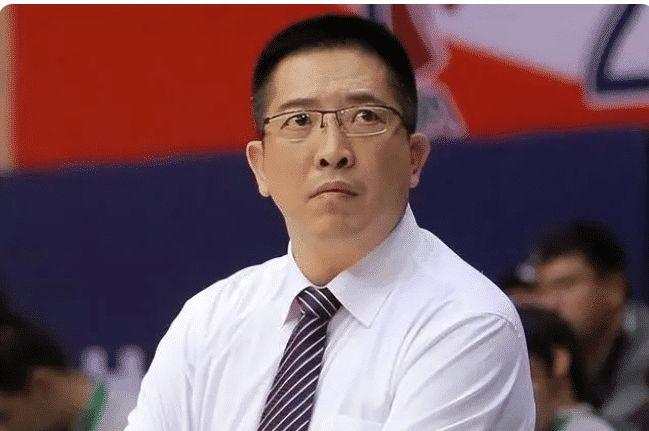 输了，对于这一届男篮世界杯，中国男篮寄予厚望，在2019年家门口的男篮世界杯输球