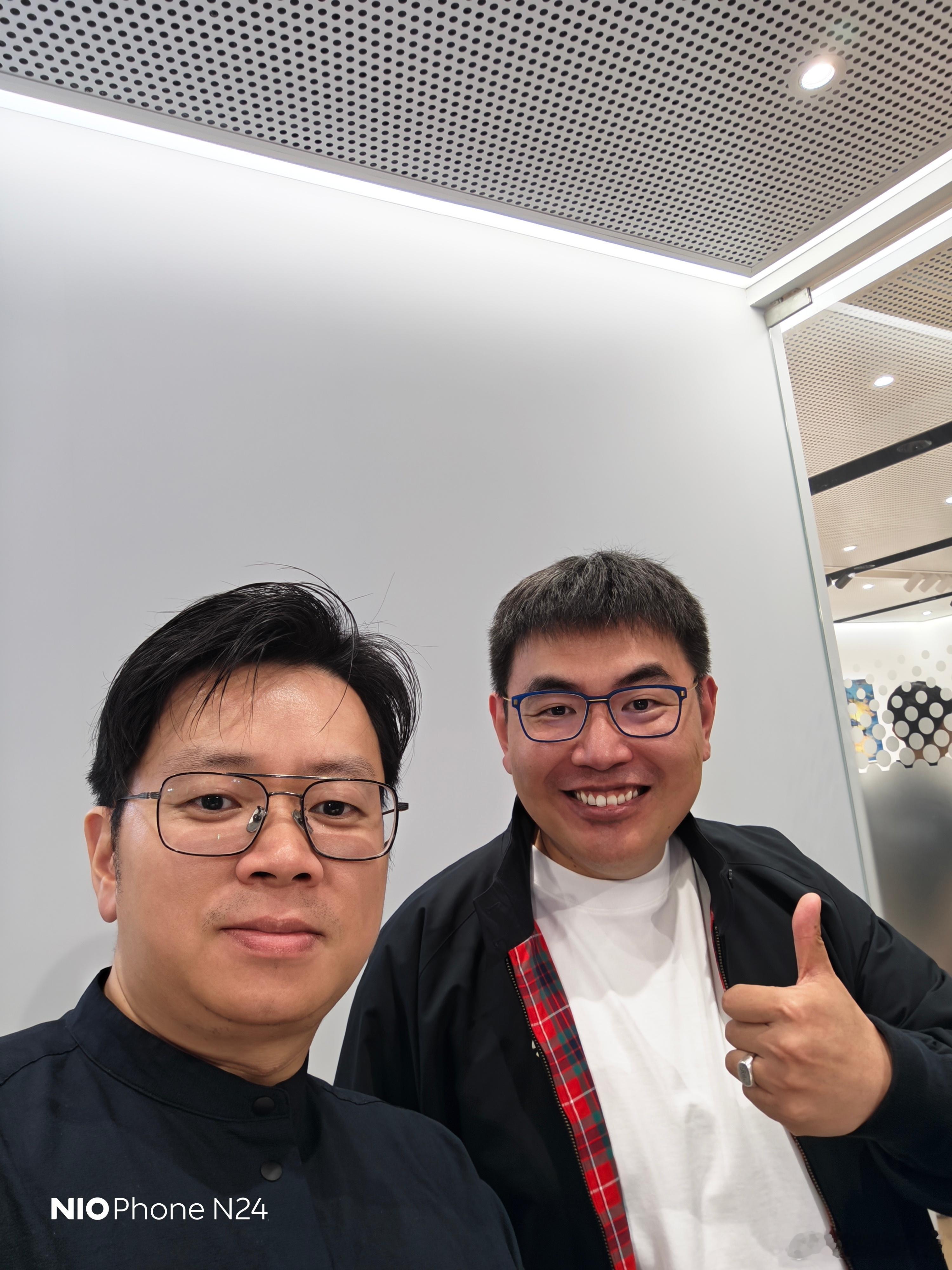 我在车展问es8产品负责人孙宁，乐道L90都有后深坑冰柜了，蔚来es8能有吗？孙